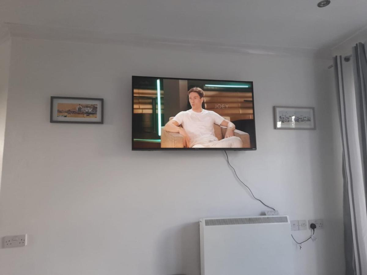 Penthouse Apartment Free Wi-Fi & Parking Occasional Bed Available Solihull Exterior foto